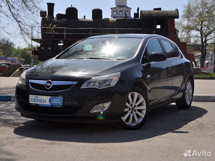 Opel Astra 1.6 МТ, 2011, 145 000 км