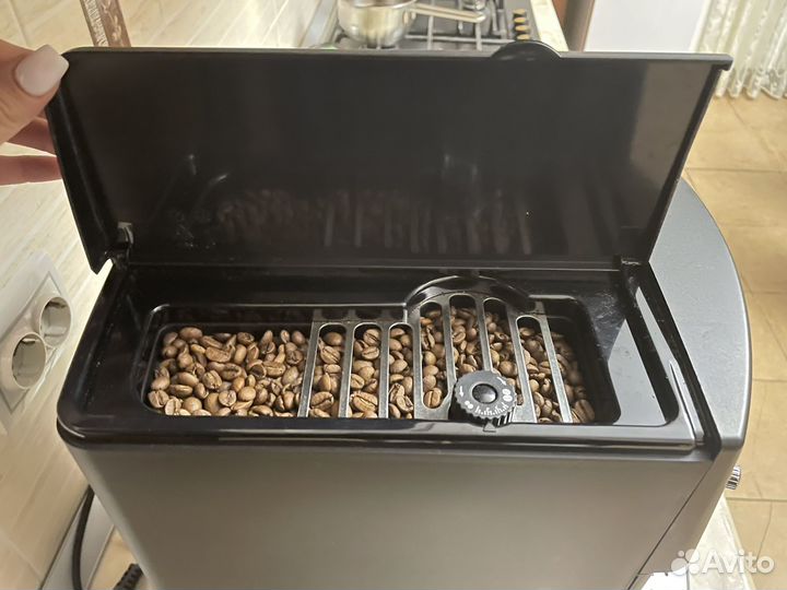 Кофеварка delonghi