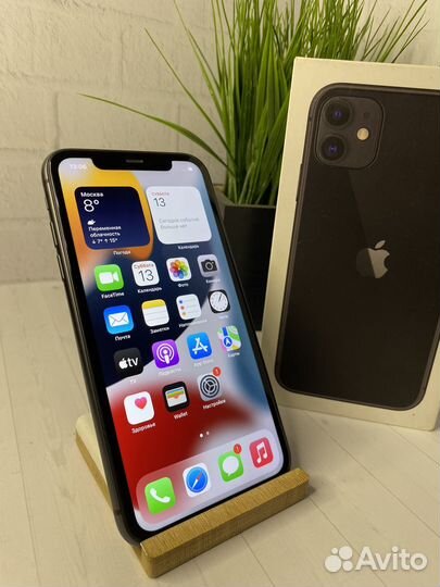 iPhone 11, 64 ГБ