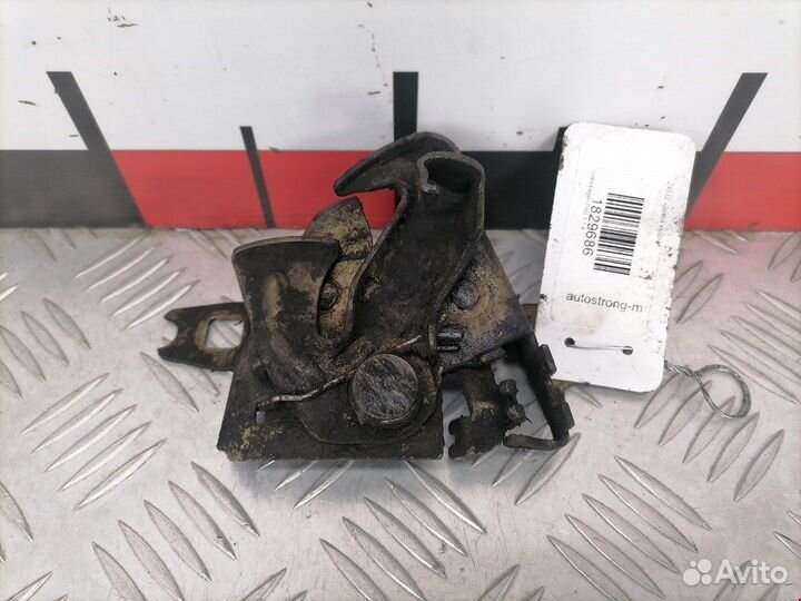 Замок капота для Volkswagen Polo 3 1U0823509G