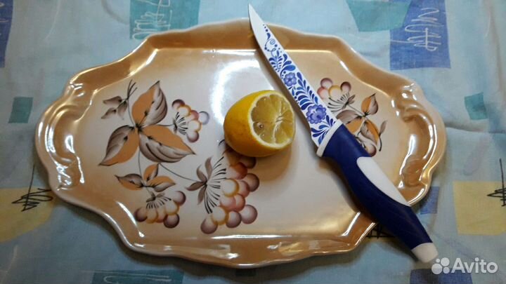 Фарфоровый поднос