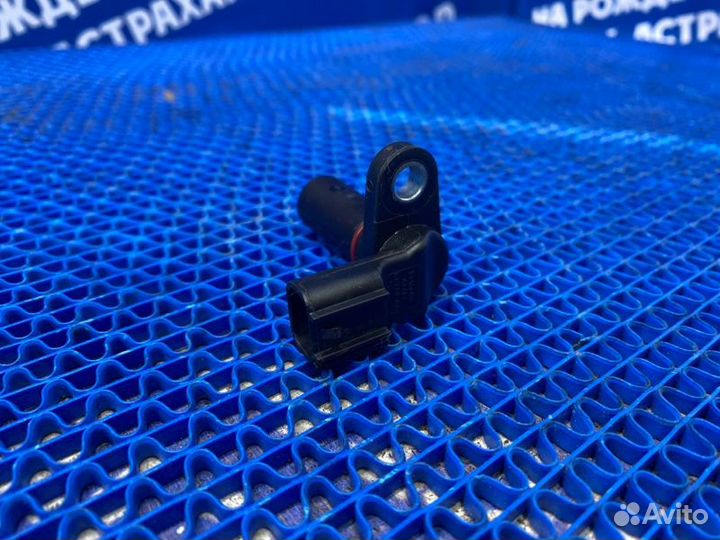 Датчик положения распредвала Ford Explorer