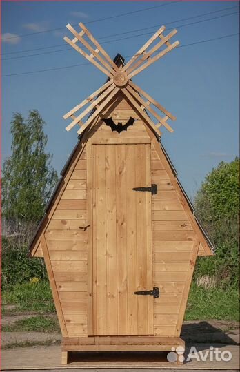 Дачный туалет деревянный