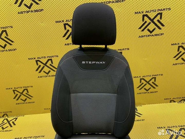 Сиденье переднее правое Renault Logan/Logan Stepway