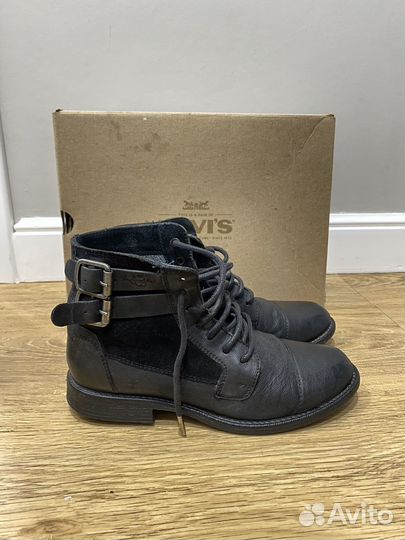 Ботинки Levis женские