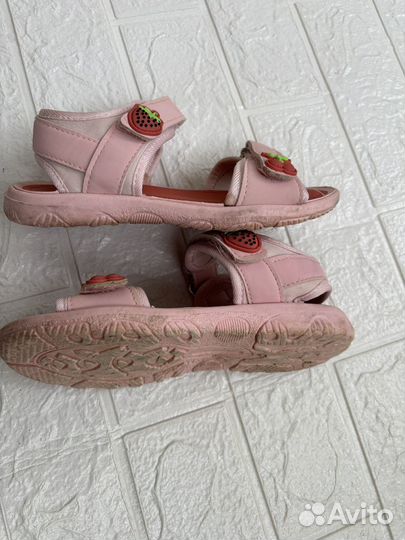 Сандалии б/у