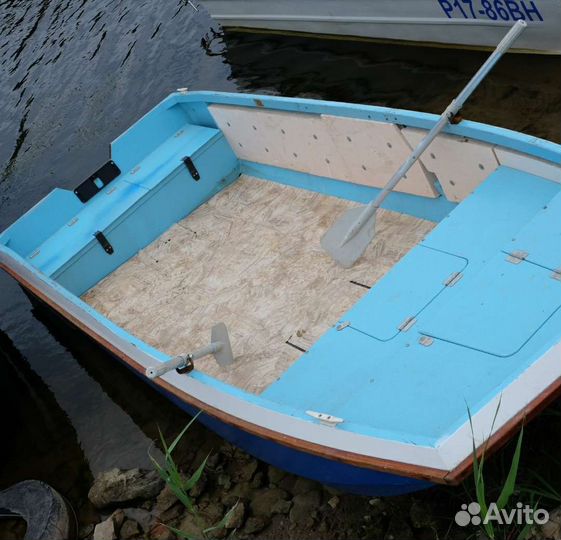 Лодка 4х1.5м