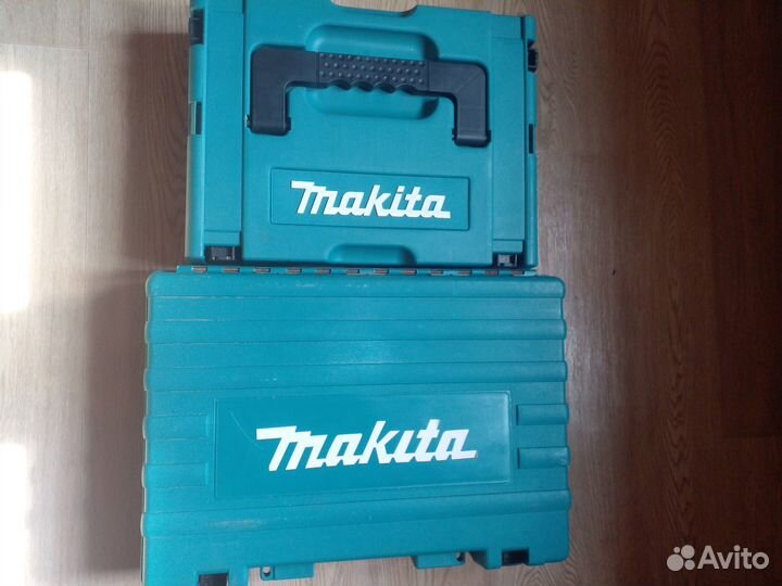 Аккумуляторный набор инструмента Makita 4 в 1