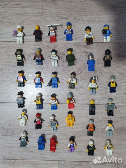 Продам lego Minifigures