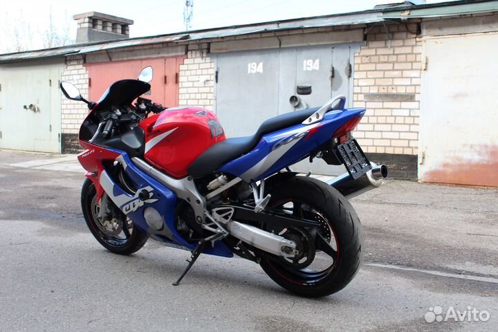 Honda CBR600 F4i
