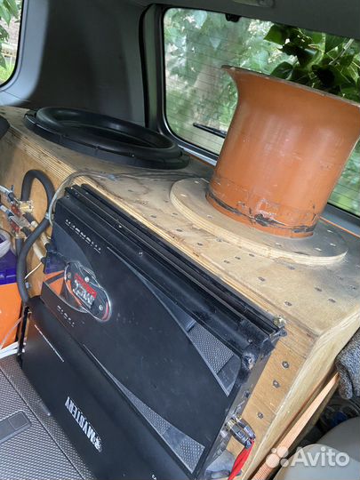 Сабвуфер и усилитель