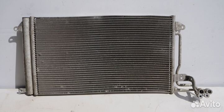 Радиатор кондиционера (конденсер) Skoda Fabia