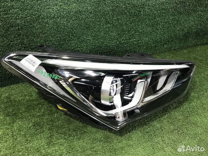 Фара правая Hyundai Santa Fe