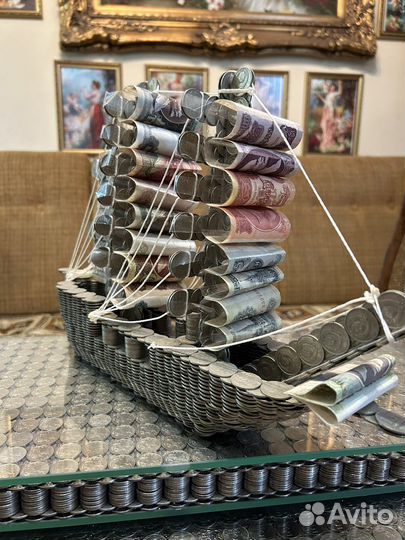 Моделька корабля двухмачтового