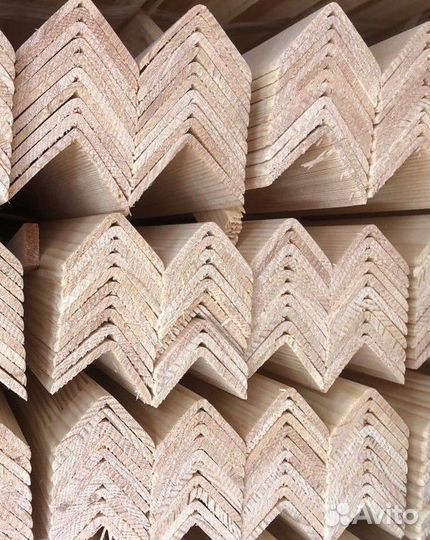 Уголок деревянный (бессучковый, сорт Экстра)