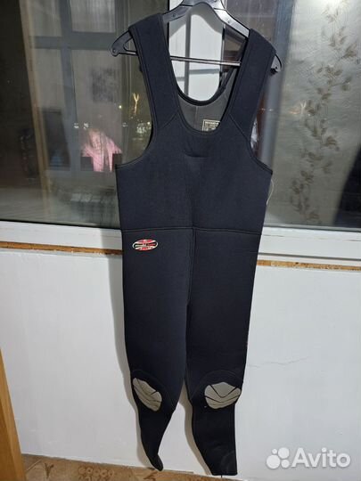 Костюм для подводной охоты