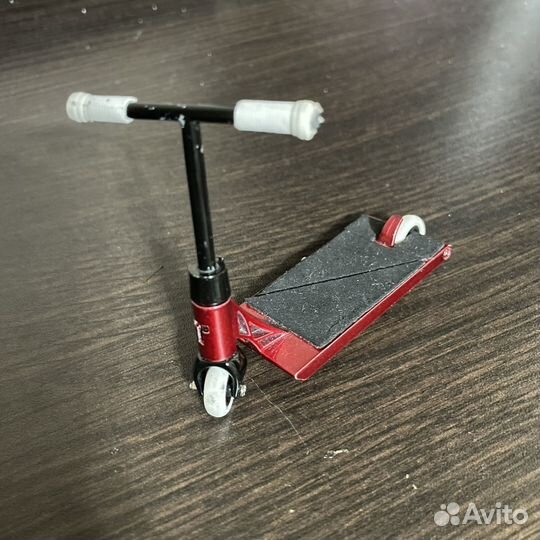 Фингер самокат tailwhip