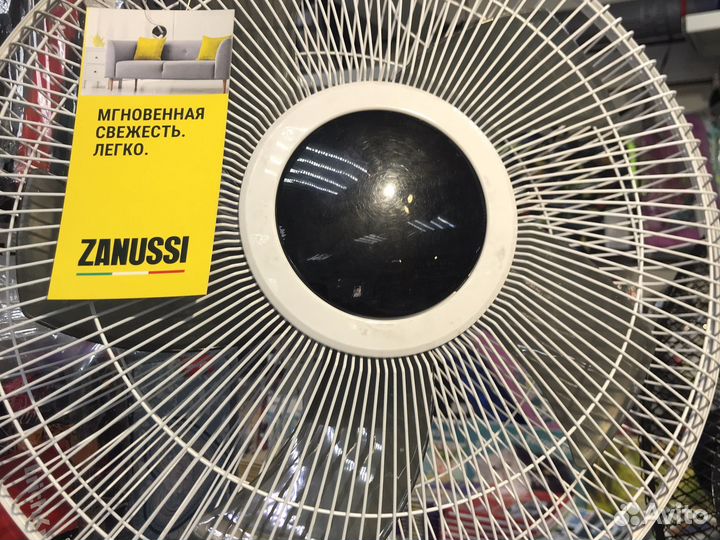 Вентилятор напольный Zanussi, с пультом, новый