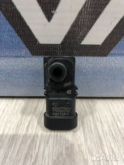 Датчик абсолютного давления воздуха LADA largus ла