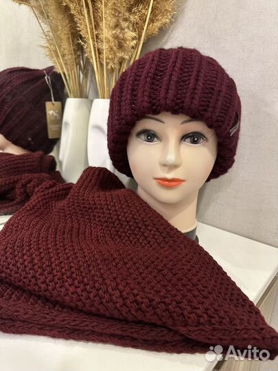 Комплект шапка и снуд