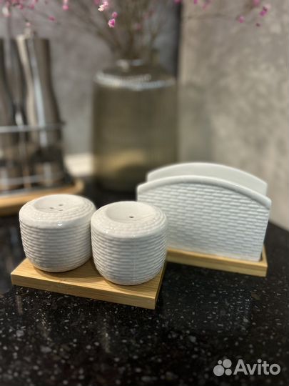 Набор для специй/салфетница/солонка/перечница