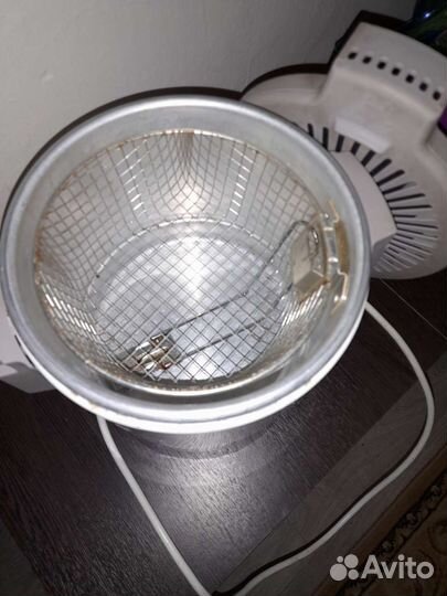 Фритюрница Moulinex,оригинал,очень удобная вещь