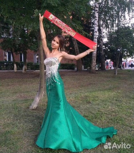 Продаю выпускное платье