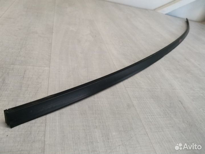 Молдинг крыши левый Geely Emgrand Ec7 1.5 JL4G15D