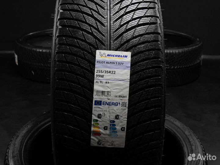 Michelin Pilot Alpin 5 SUV 285/30 R22 и 255/35 R22 95W