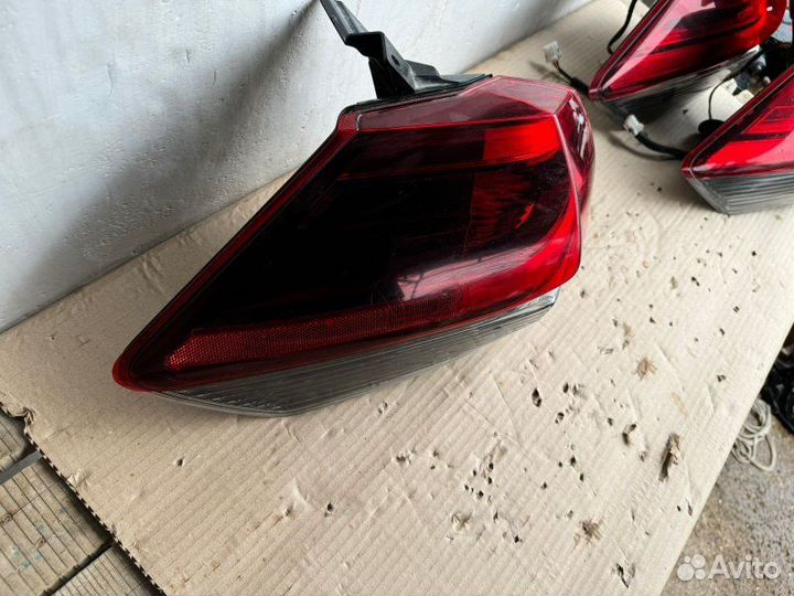 Фонарь задний левый Nissan X-trail T32