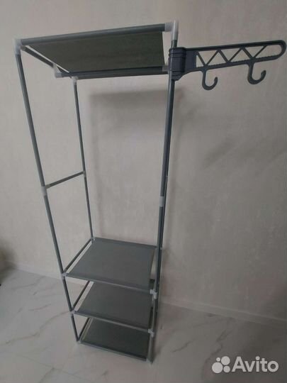 Вешалка для одежды напольная