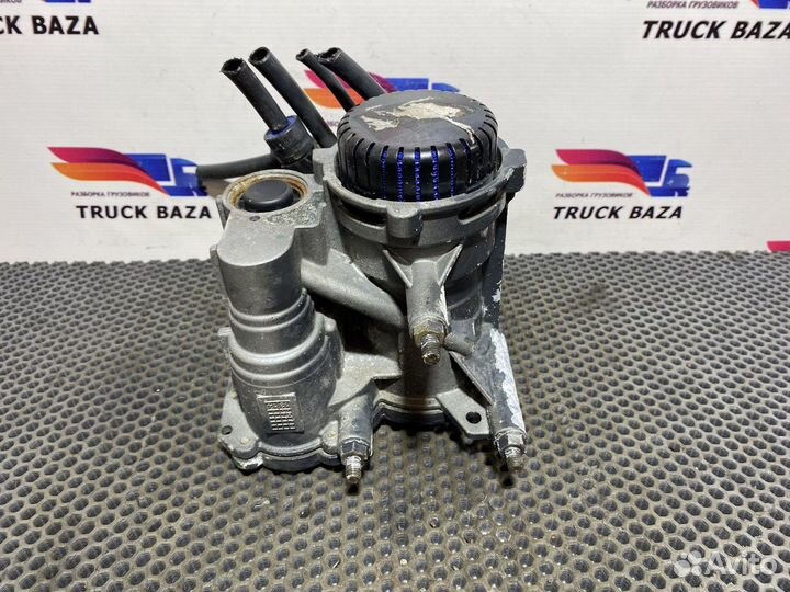 Кран управления тормозами прицепа