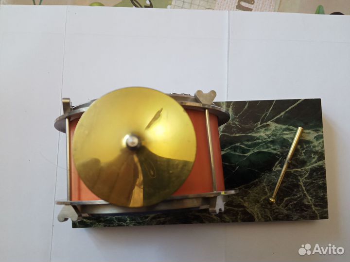 Часы настольные молния СССР(барабан)