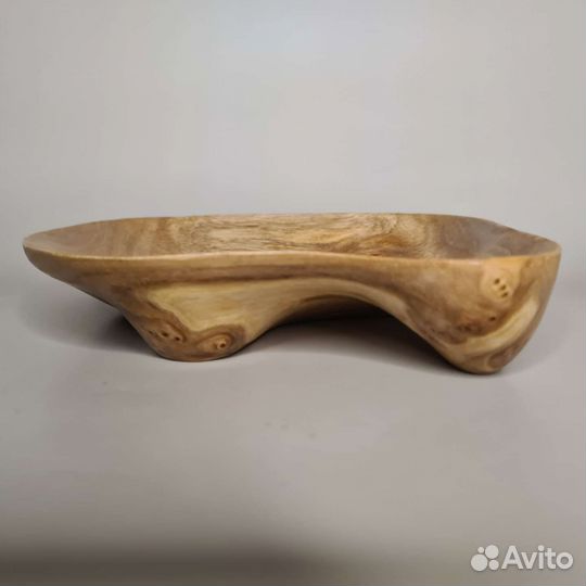 Деревянное блюдо