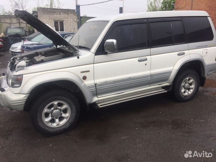 Разбор Митсубиси Паджеро ио пинин