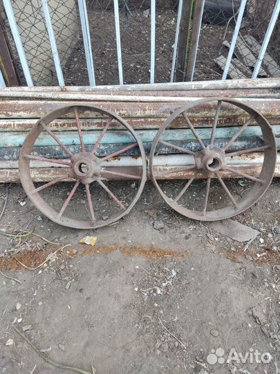 Железные колеса