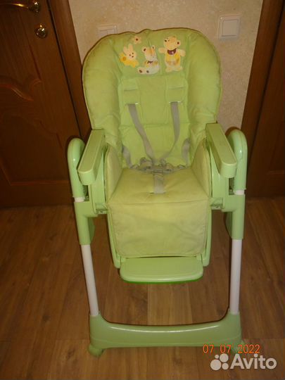 Детский стульчик для кормления