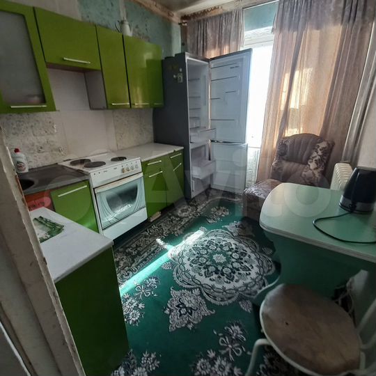 2-к. квартира, 52 м², 2/4 эт.