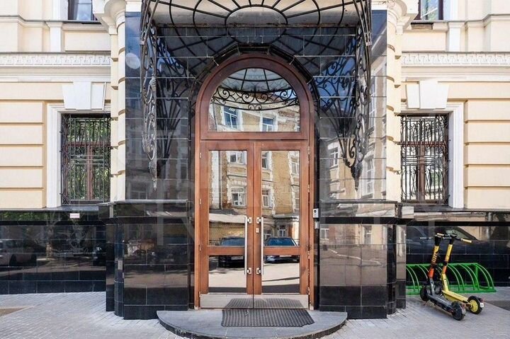 Аренда здания (осз) 4767,3 м2, ул. Большая Грузинс