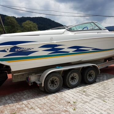 Катер Formula 31 Performance Cruiser