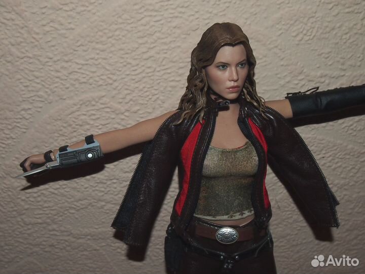 Abigail Whistler MMS128 от Hot Toys