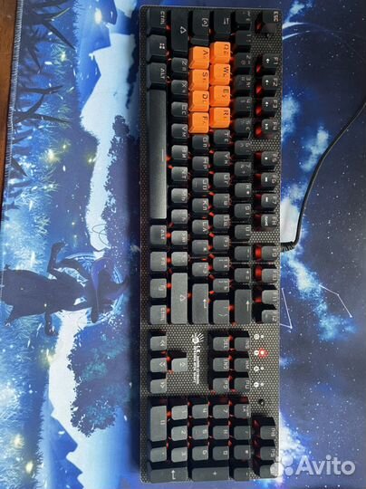 Игровая механическая клавиатура Bloody model B800