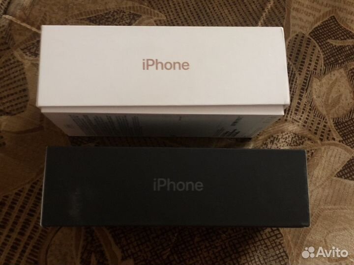 Коробки от айфонов 10 и 11 модели