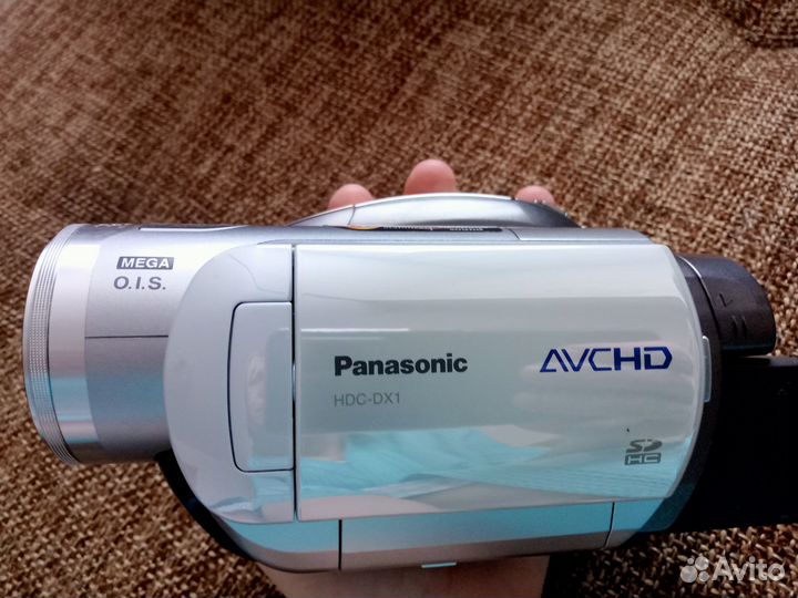 Видеокамера Panasonic HDC-dx1ee