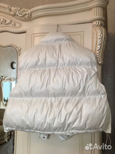 Жилет и куртка женские пакетом