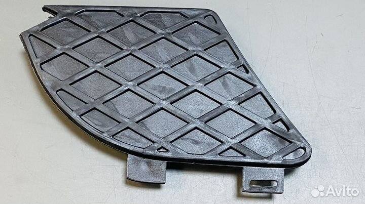 Решетка переднего бампера Mercedes w210