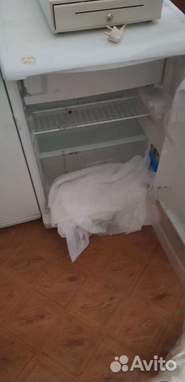 Холодильник бу маленький