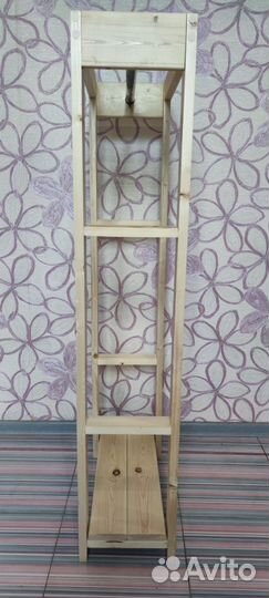 Вешалка напольная деревянная