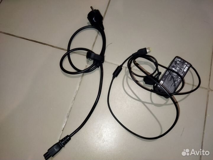 Блок питания для ноутбука lenovo 20V 2.25A