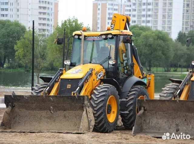 Аренда трактора / Заказать чистку снега